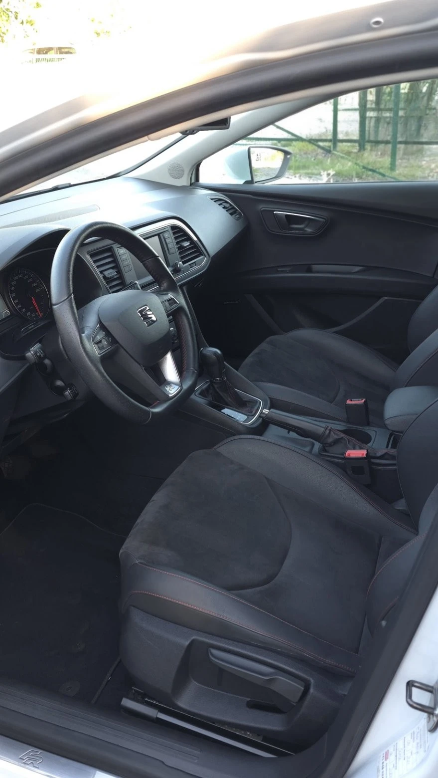 Seat Leon FR, снимка 10 - Автомобили и джипове - 55771829