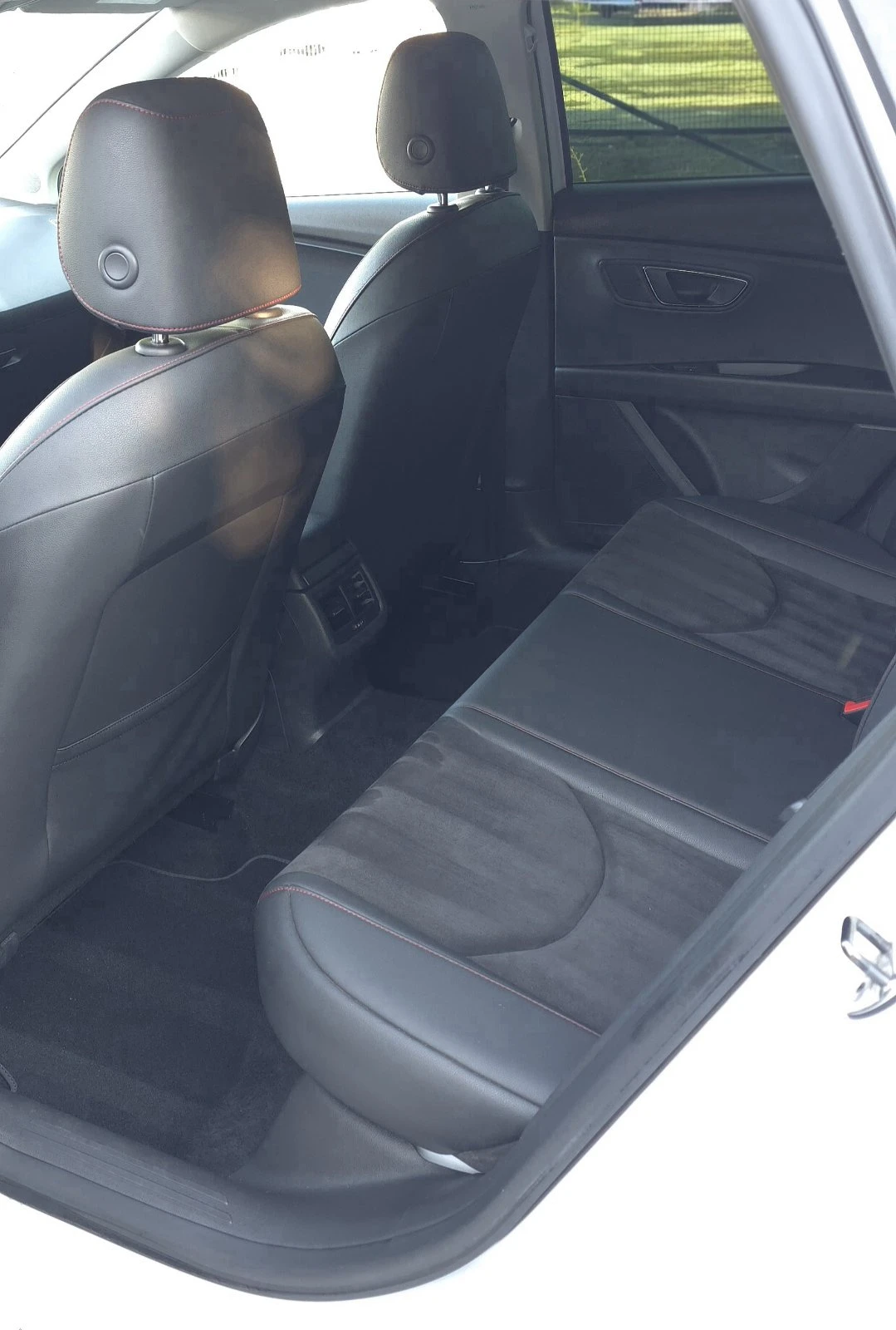 Seat Leon FR, снимка 13 - Автомобили и джипове - 55771829