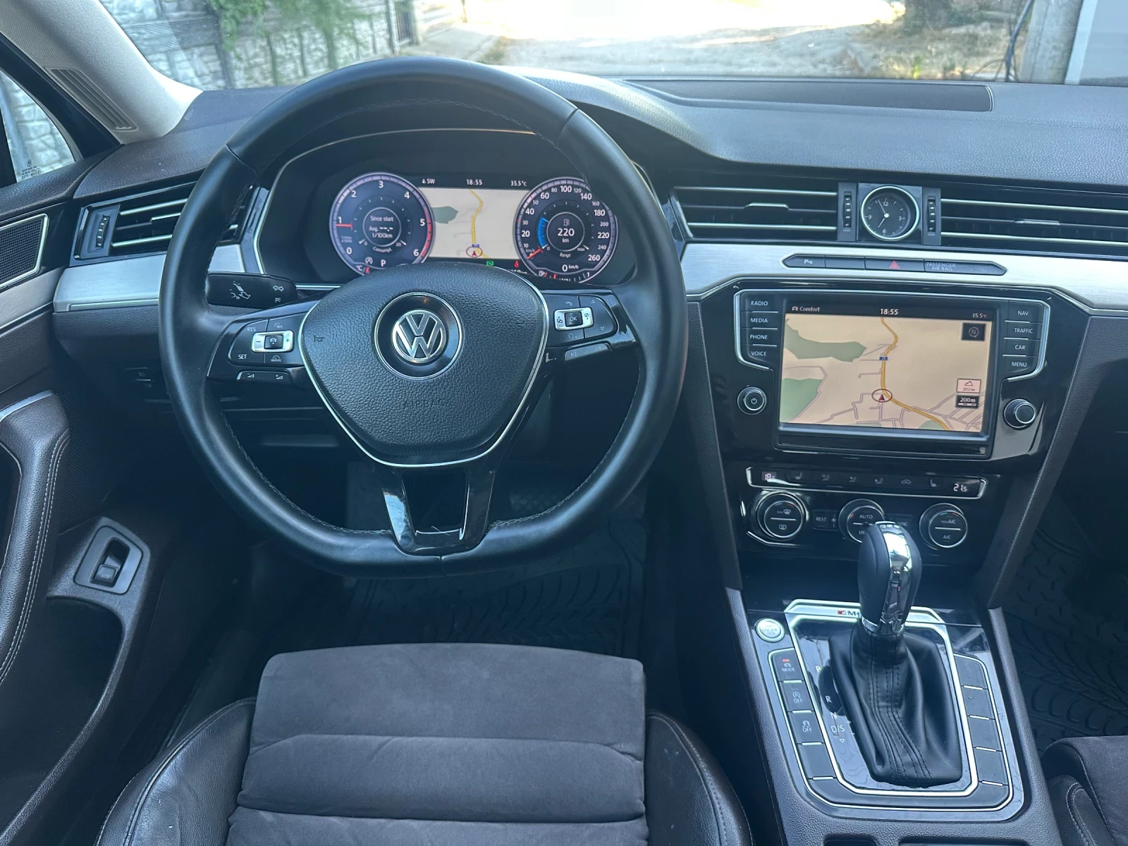 VW Passat 2.0-TDI-ДИГИТАЛ-АВТОМАТ, снимка 8 - Автомобили и джипове - 55811667