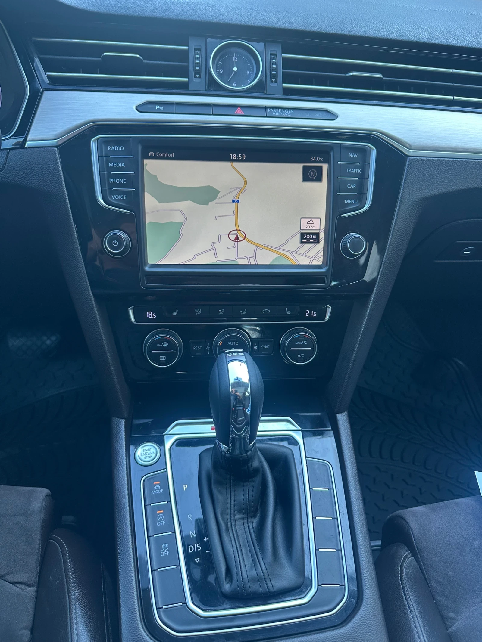 VW Passat 2.0-TDI-ДИГИТАЛ-АВТОМАТ, снимка 11 - Автомобили и джипове - 55811667
