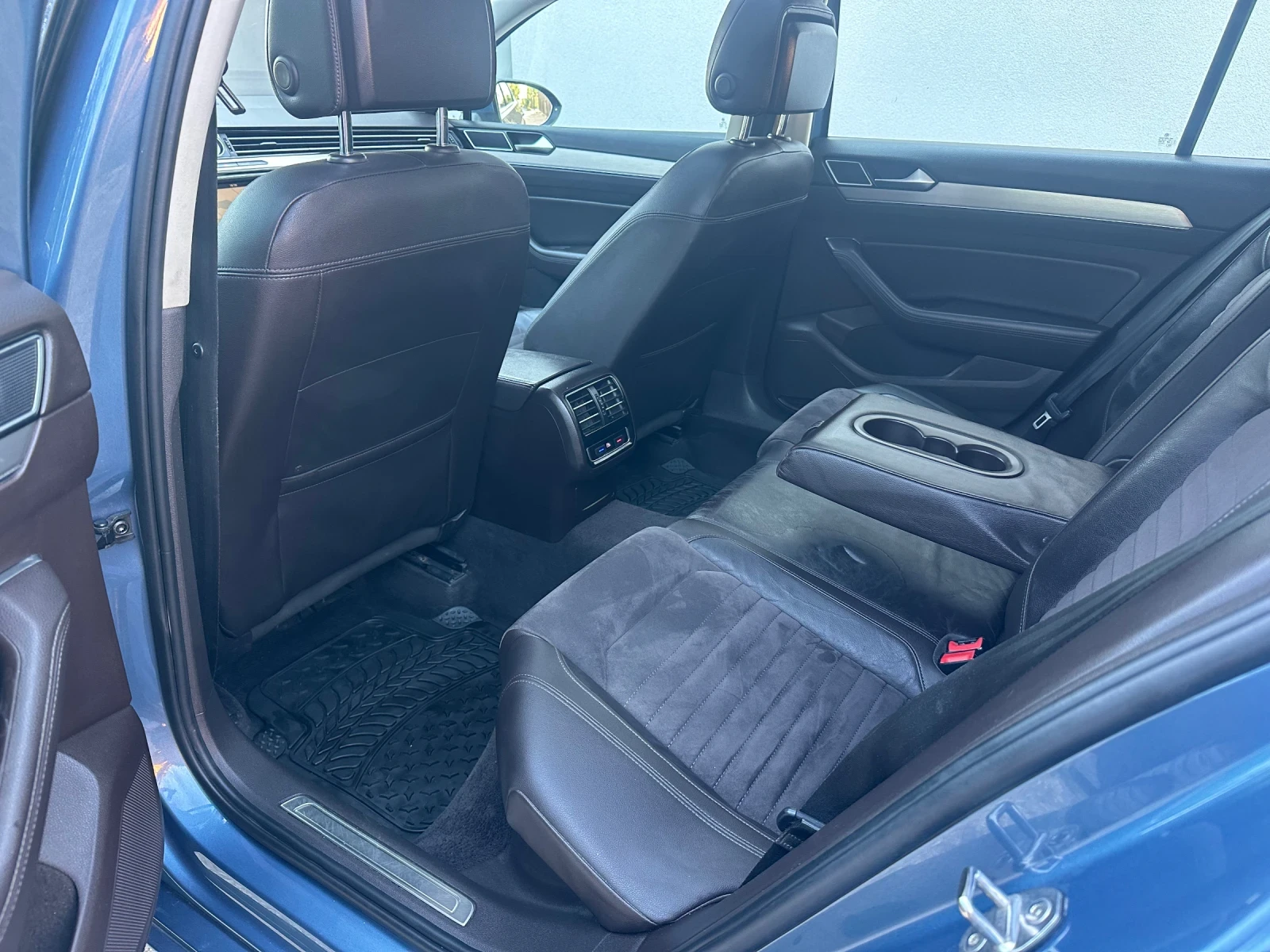 VW Passat 2.0-TDI-ДИГИТАЛ-АВТОМАТ, снимка 14 - Автомобили и джипове - 55811667