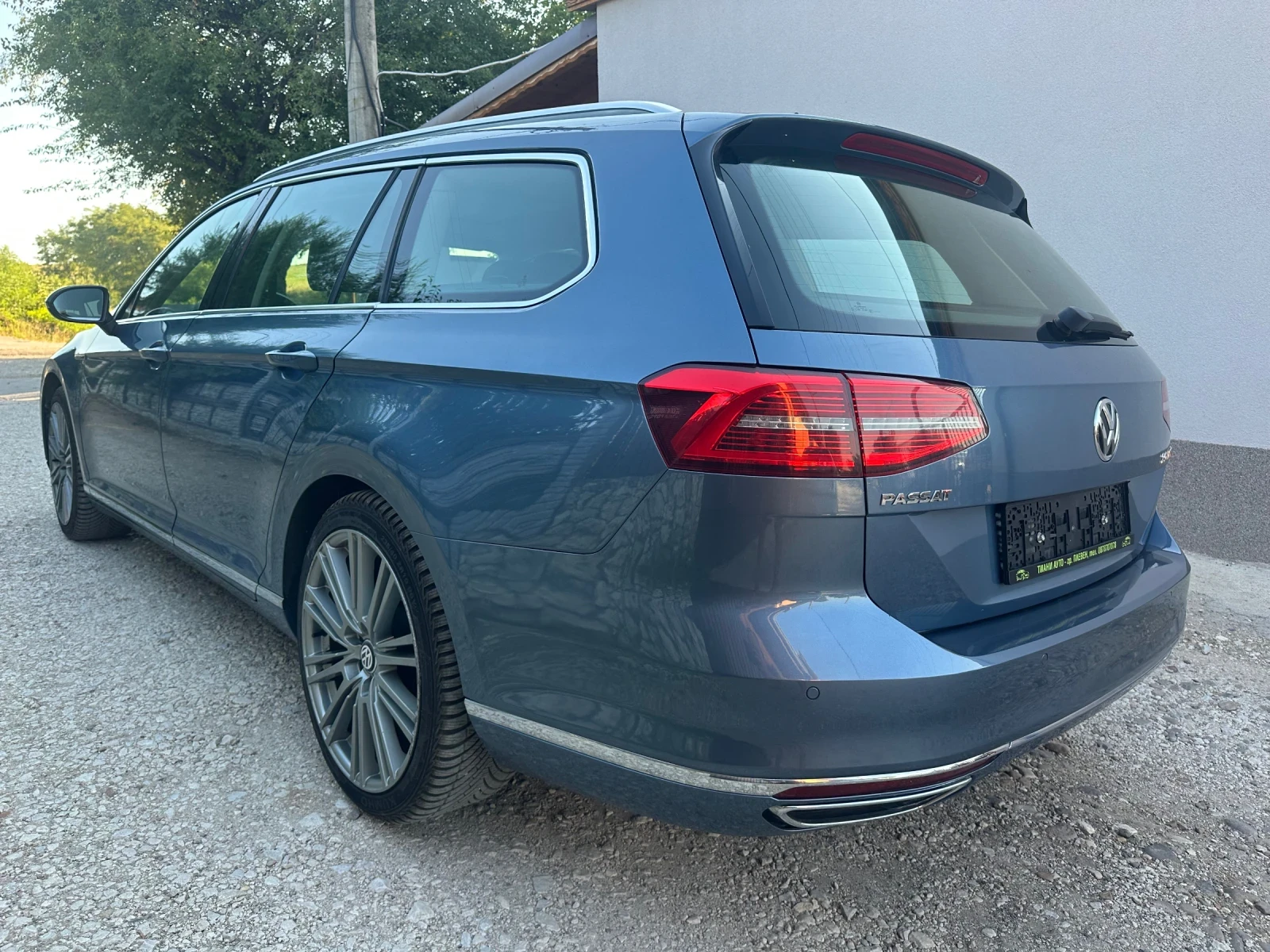 VW Passat 2.0-TDI-ДИГИТАЛ-АВТОМАТ, снимка 6 - Автомобили и джипове - 55811667
