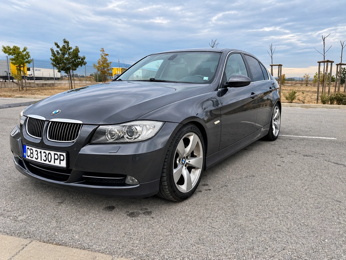 BMW 330 Газ.инжекцион/Carplay/Android auto/Logic 7