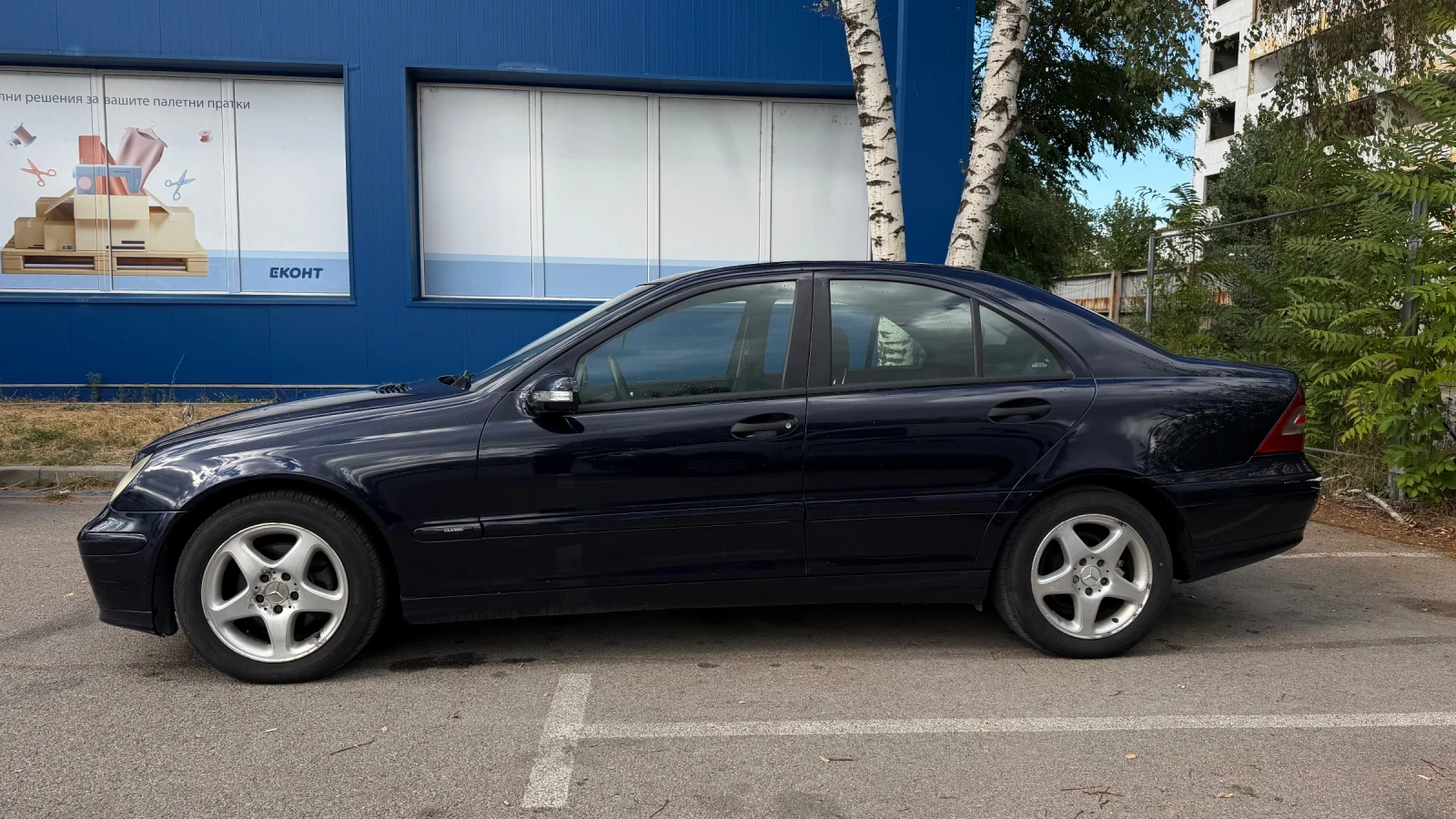 Mercedes-Benz 220, снимка 4 - Автомобили и джипове - 56246569