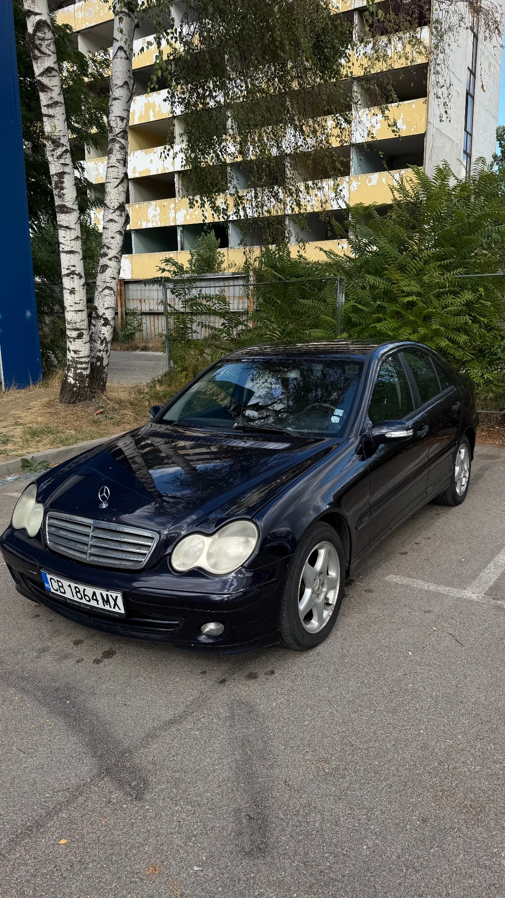 Mercedes-Benz 220