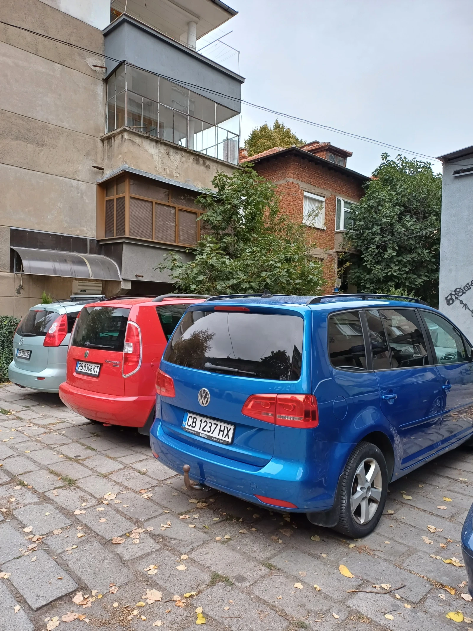 VW Touran, снимка 3 - Автомобили и джипове - 56689127