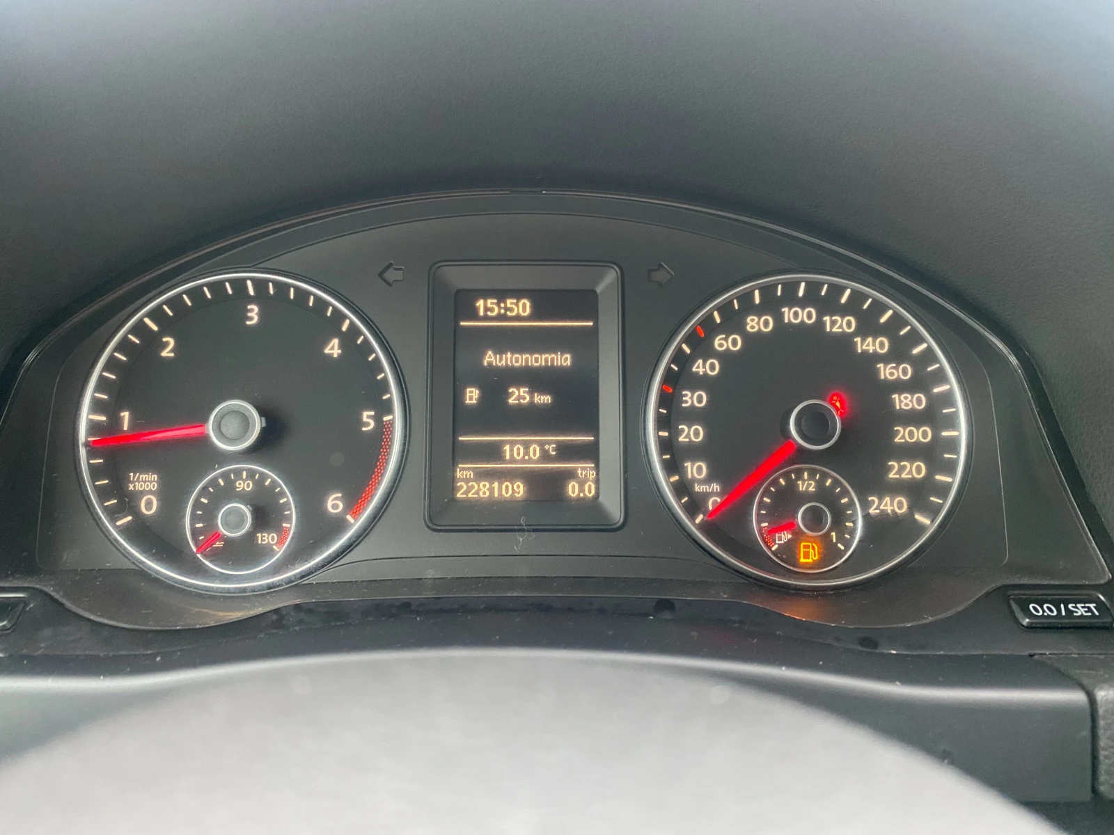VW Golf Plus 1.6TDi ---Уникат---, снимка 8 - Автомобили и джипове - 56709773