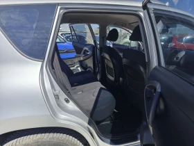 Toyota Rav4 2.2, 136кс, 4х4, Нави, Италия , снимка 9