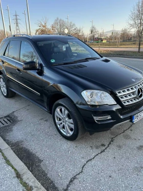 Mercedes-Benz ML 350 Перфектна, снимка 4