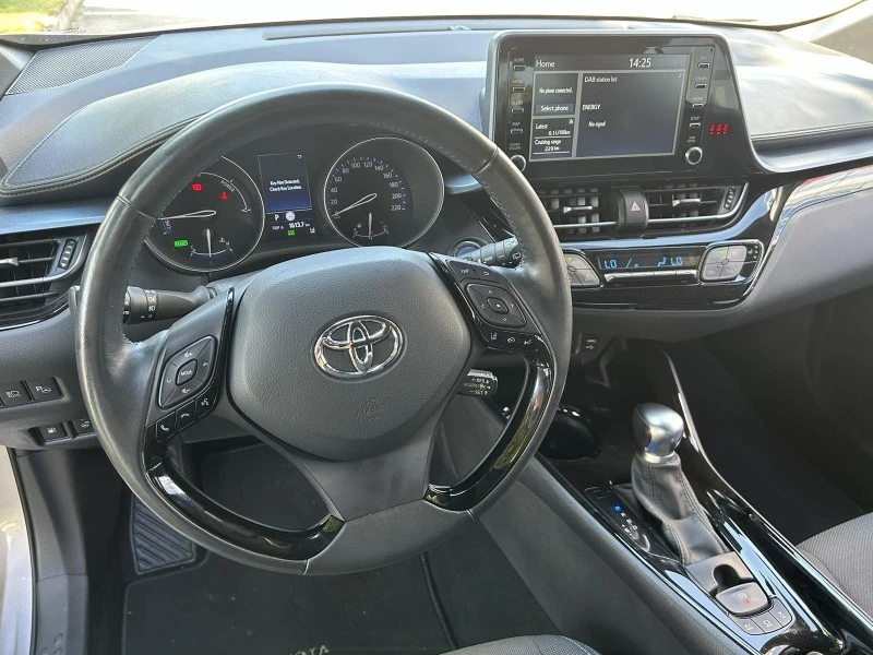 Toyota C-HR, снимка 13 - Автомобили и джипове - 46979253