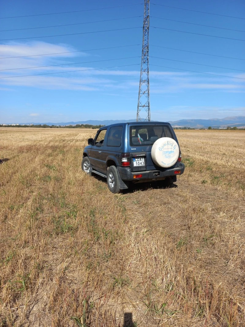 Mitsubishi Pajero 2.5 ТДИ, снимка 15 - Автомобили и джипове - 46370662