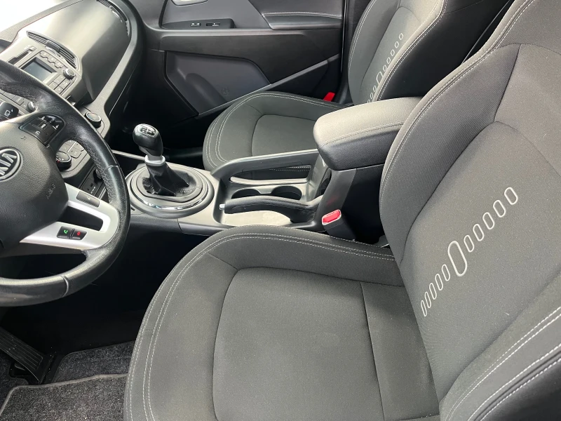 Kia Sportage 1.7CRDI, снимка 11 - Автомобили и джипове - 52451180