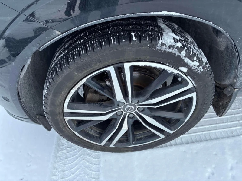 Volvo XC60 2018 R DESIGN * ГЛАВНО ПРЕДСТАВИТЕЛСТВО НА VOLVO* , снимка 6 - Автомобили и джипове - 52811880