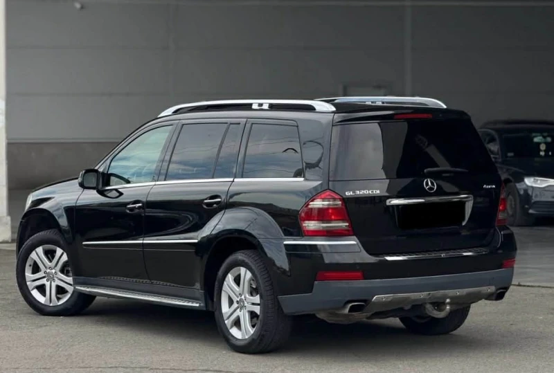 Mercedes-Benz GL 320, снимка 2 - Автомобили и джипове - 53159029