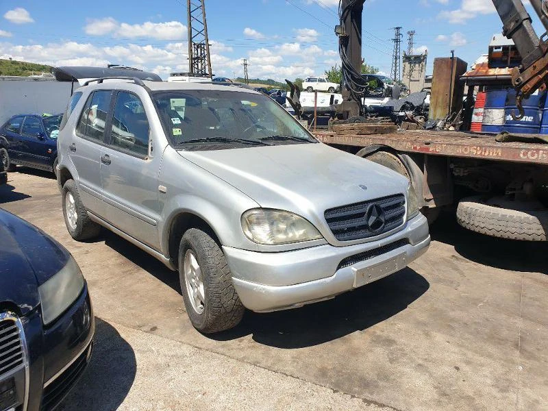 Mercedes-Benz ML 320 3.2 V6  - [1] 