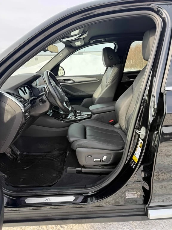 BMW X3 / xDrive30i / PANO / ПОДГРЕВИ / CARFAX - изображение 10