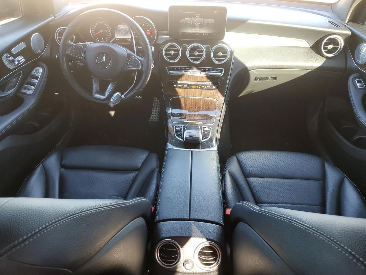 Mercedes-Benz GLC 300 4MATIC * NAVI * LED * CAMERA * BURMESTER *  | Mobile.bg   8