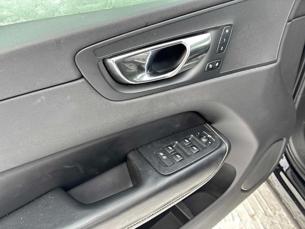 Volvo XC60 2018 R DESIGN * ГЛАВНО ПРЕДСТАВИТЕЛСТВО НА VOLVO*  - изображение 10