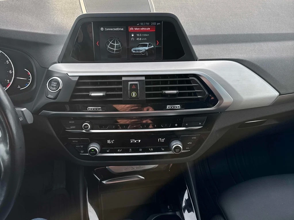 BMW X3 / xDrive30i / PANO / ПОДГРЕВИ / CARFAX - изображение 9