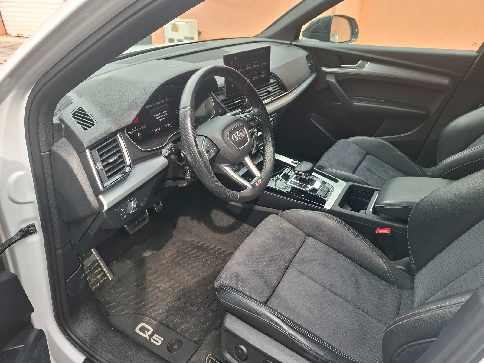 Audi Q5 Sportback/S line/Matrix LED, снимка 10 - Автомобили и джипове - 53937074