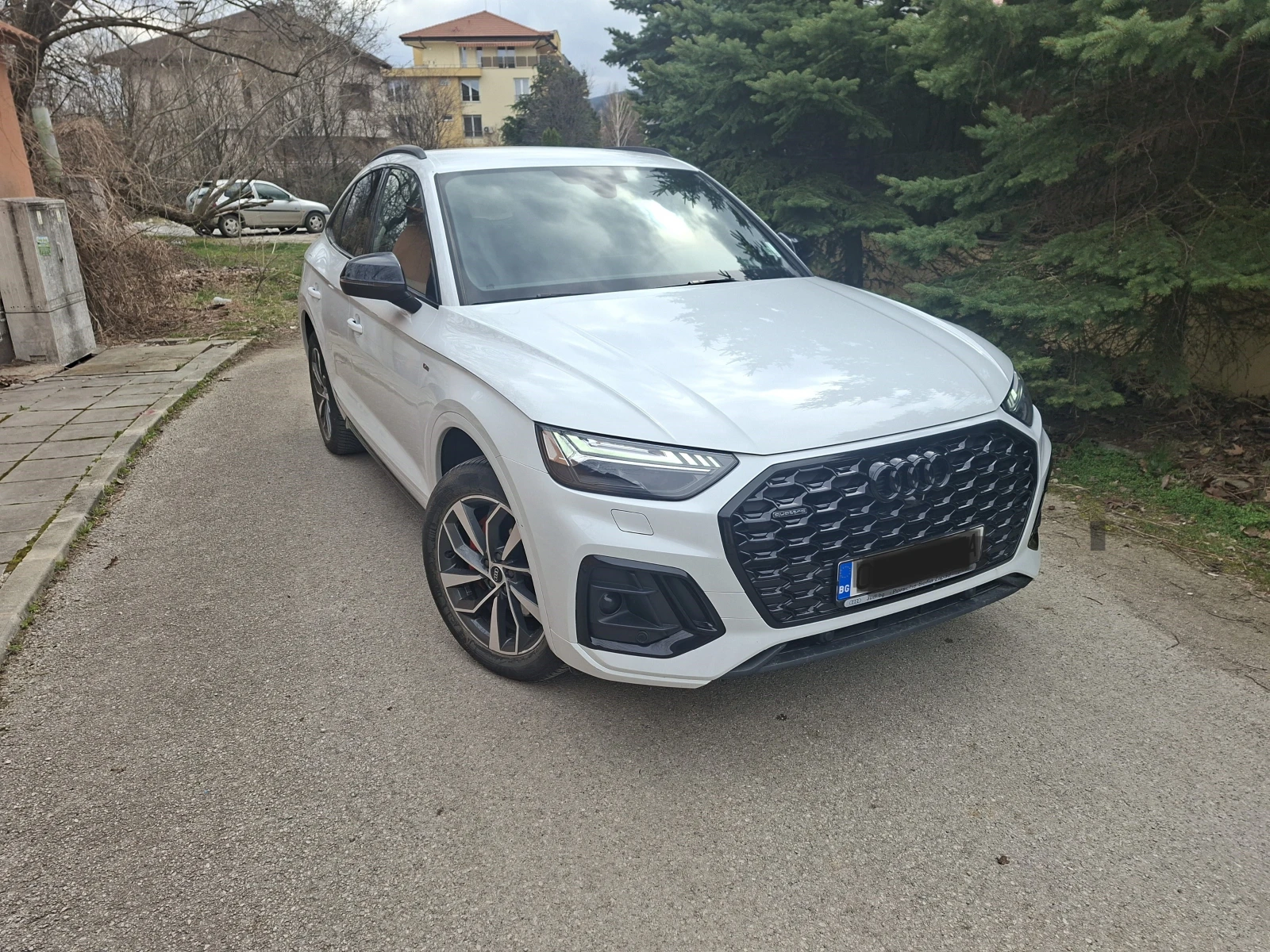 Audi Q5 Sportback/S line/Matrix LED, снимка 3 - Автомобили и джипове - 53937074
