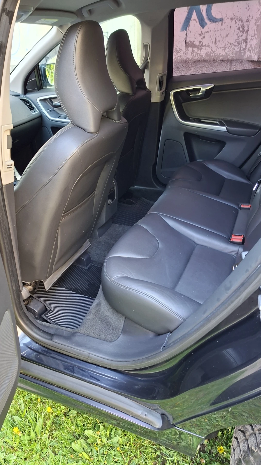 Volvo XC60, снимка 13 - Автомобили и джипове - 54515661