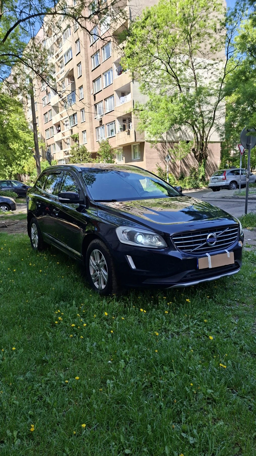 Volvo XC60, снимка 2 - Автомобили и джипове - 54515661