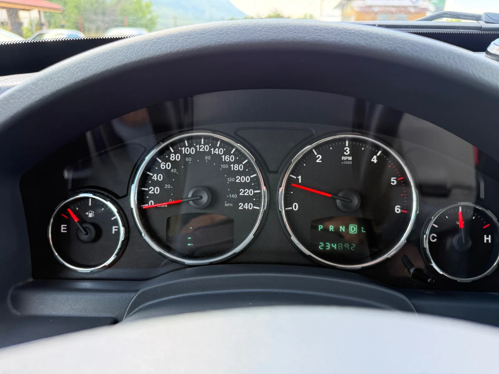 Jeep Cherokee 2.8 CRD 177к.с. АВТОМАТ, снимка 13 - Автомобили и джипове - 55051450