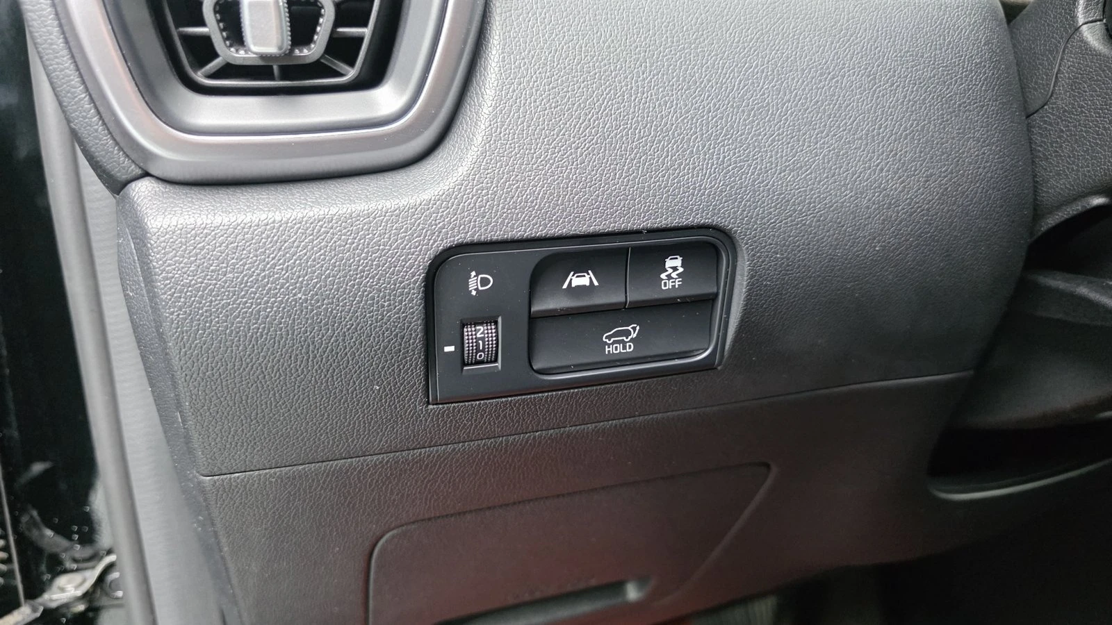 Kia Sorento 2.2* KEYLESS* ПОДГРЕВ ВОЛАН* ЕЛ. БАГАЖНИК* КРАЙНА , снимка 13 - Автомобили и джипове - 55336585