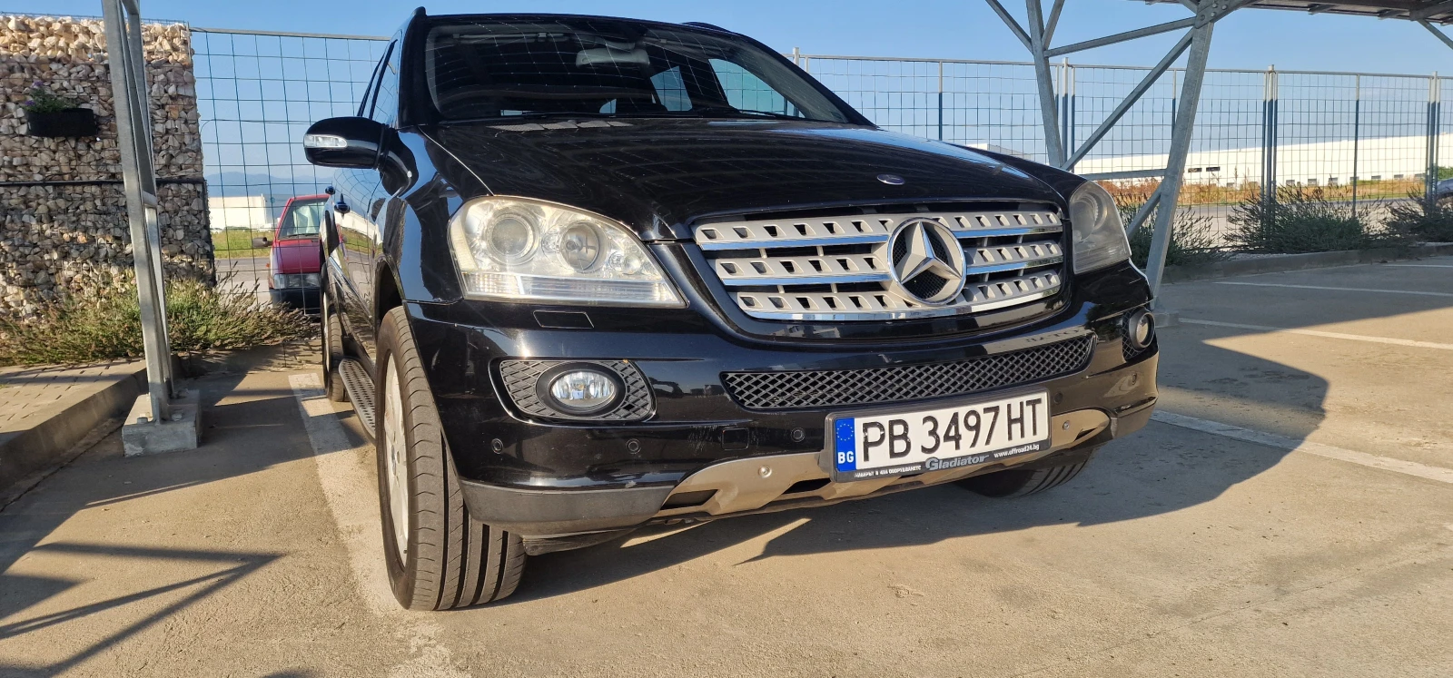 Mercedes-Benz ML 500 306p.s + НОВА LPG ПЕРФЕКТНА, снимка 6 - Автомобили и джипове - 55557769