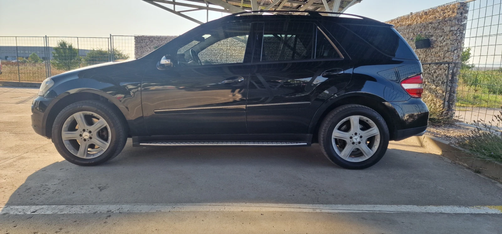 Mercedes-Benz ML 500 306p.s + НОВА LPG ПЕРФЕКТНА, снимка 3 - Автомобили и джипове - 55557769