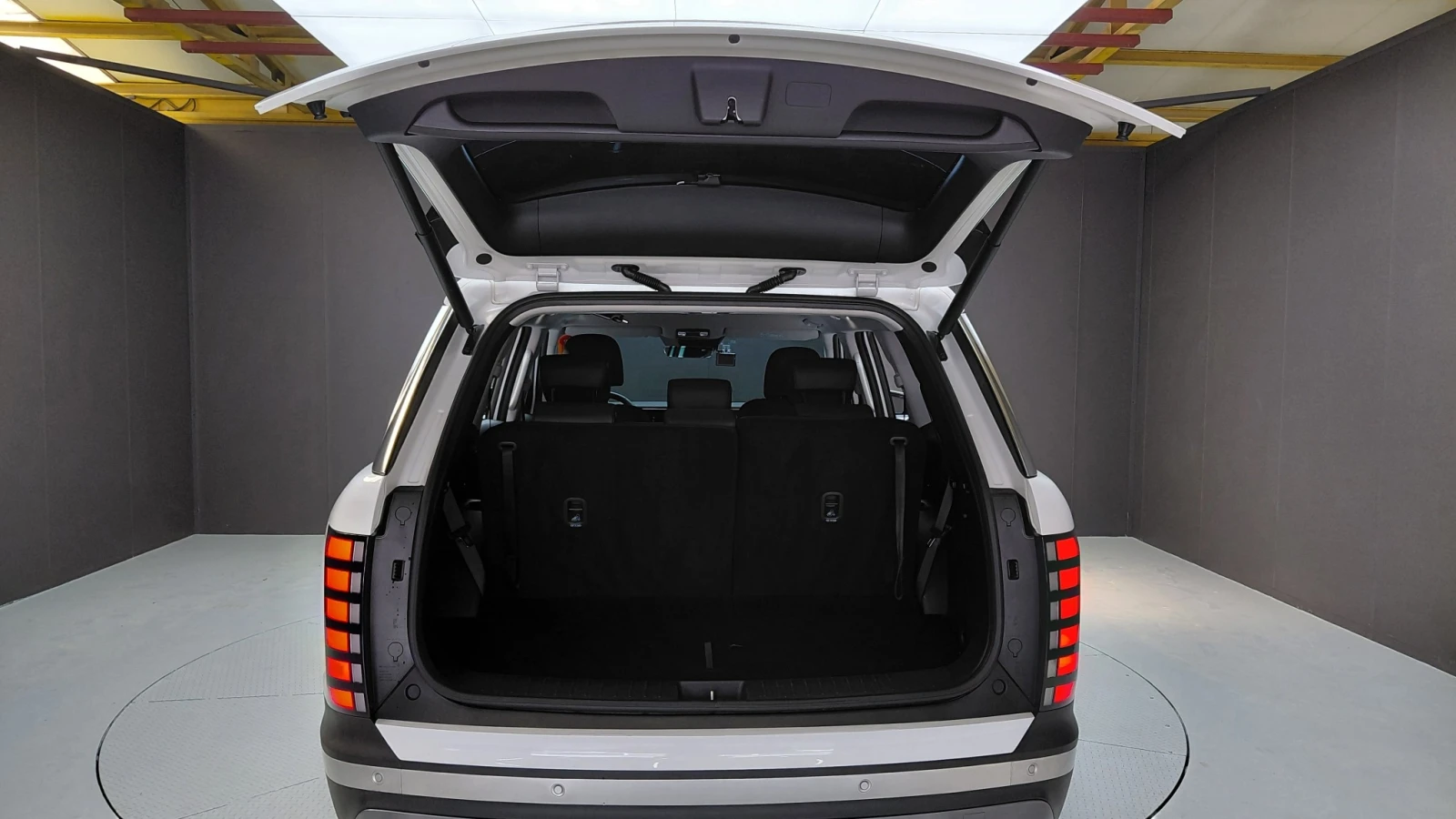 Hyundai Palisade 2.5T 9-seater, снимка 13 - Автомобили и джипове - 55478098