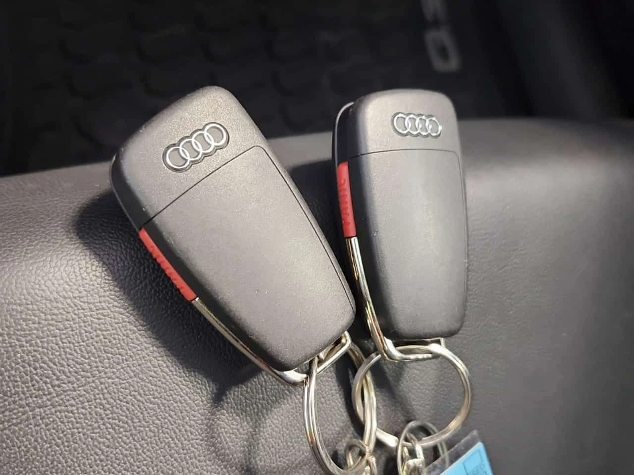 Audi Q3 Progressiv/CARFAX/Панорама/Памет/Подгрев/, снимка 10 - Автомобили и джипове - 55547775