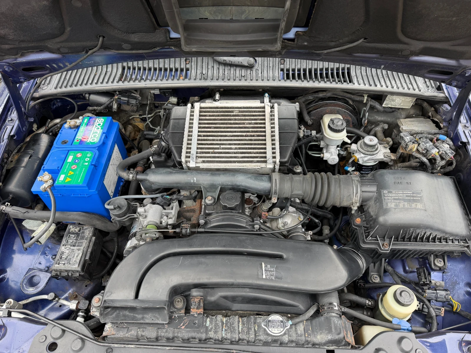 Kia Sportage 2.0TD, снимка 12 - Автомобили и джипове - 56261356