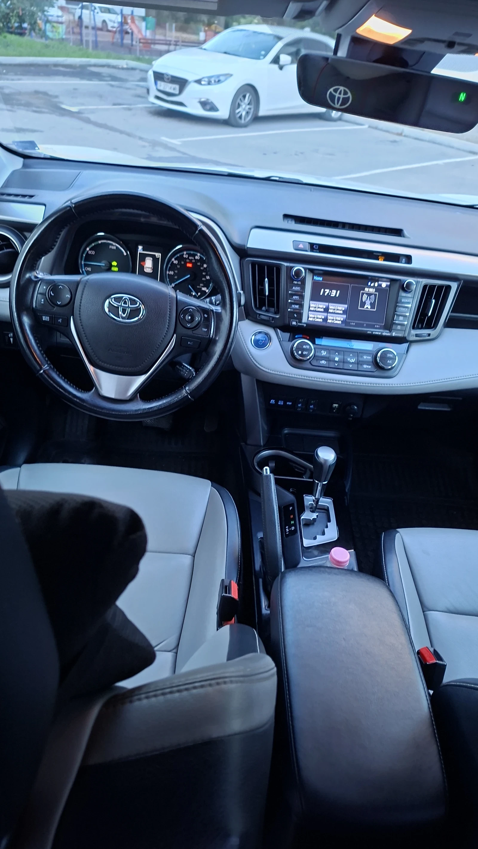 Toyota Rav4, снимка 6 - Автомобили и джипове - 56534888