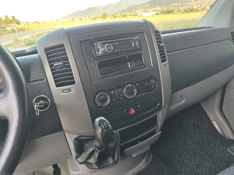 Mercedes-Benz Sprinter 318 3.0CDI/3.5T/3.5T, снимка 11 - Бусове и автобуси - 51303113