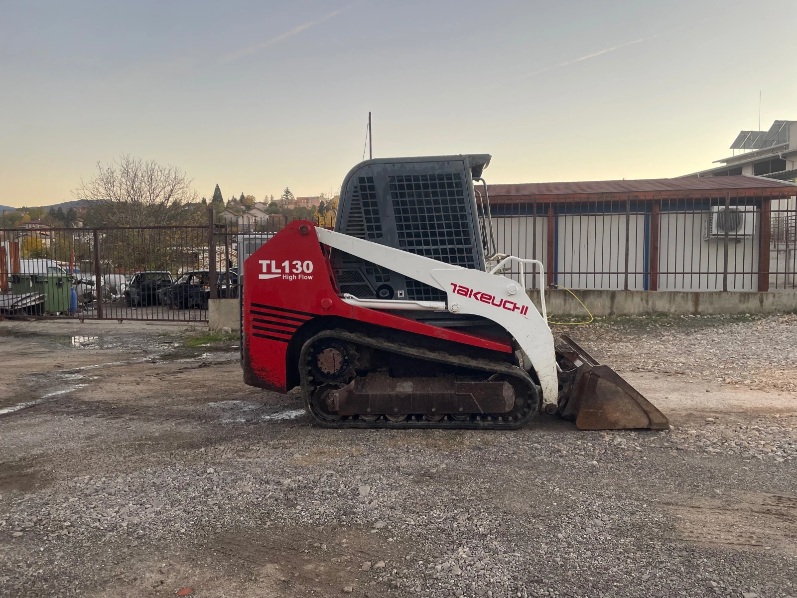 Мини челни товарачи Takeuchi TL130 3.4T Бартер - изображение 5
