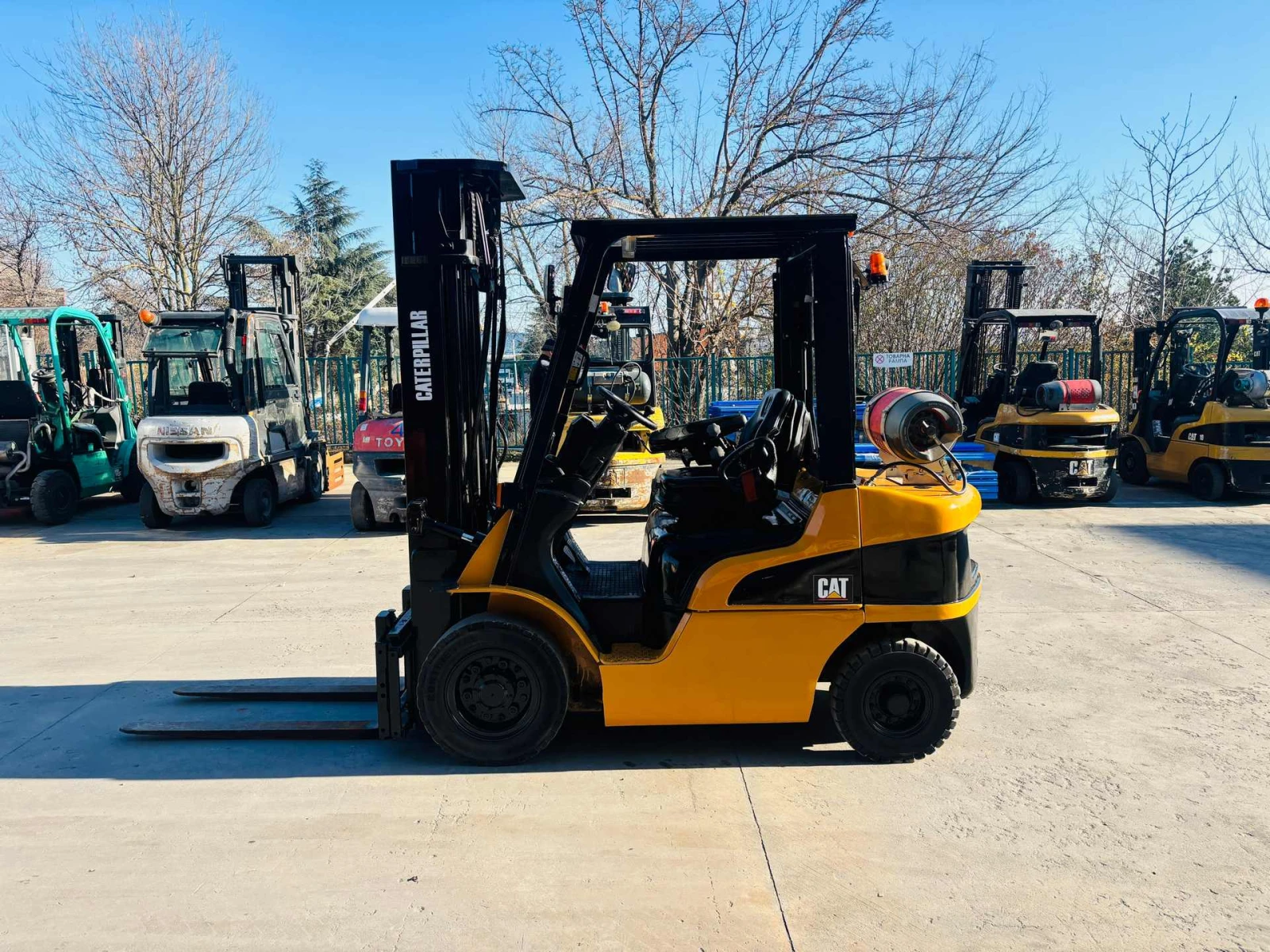 ������� Cat ������� ����������, ������� | Mobile.bg � ����������� 2