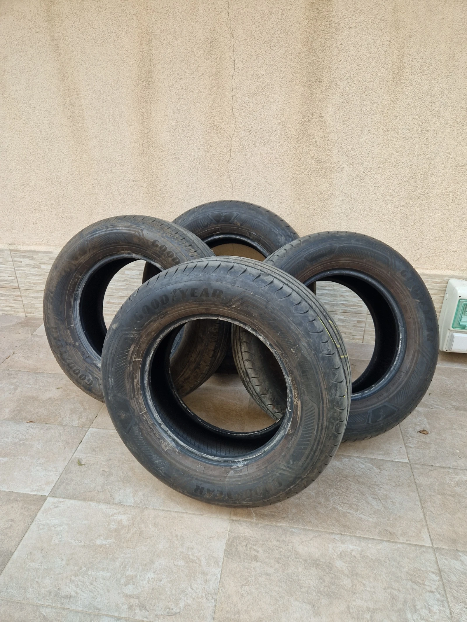 Гуми Летни 165/65R17, снимка 6 - Гуми и джанти - 53869963