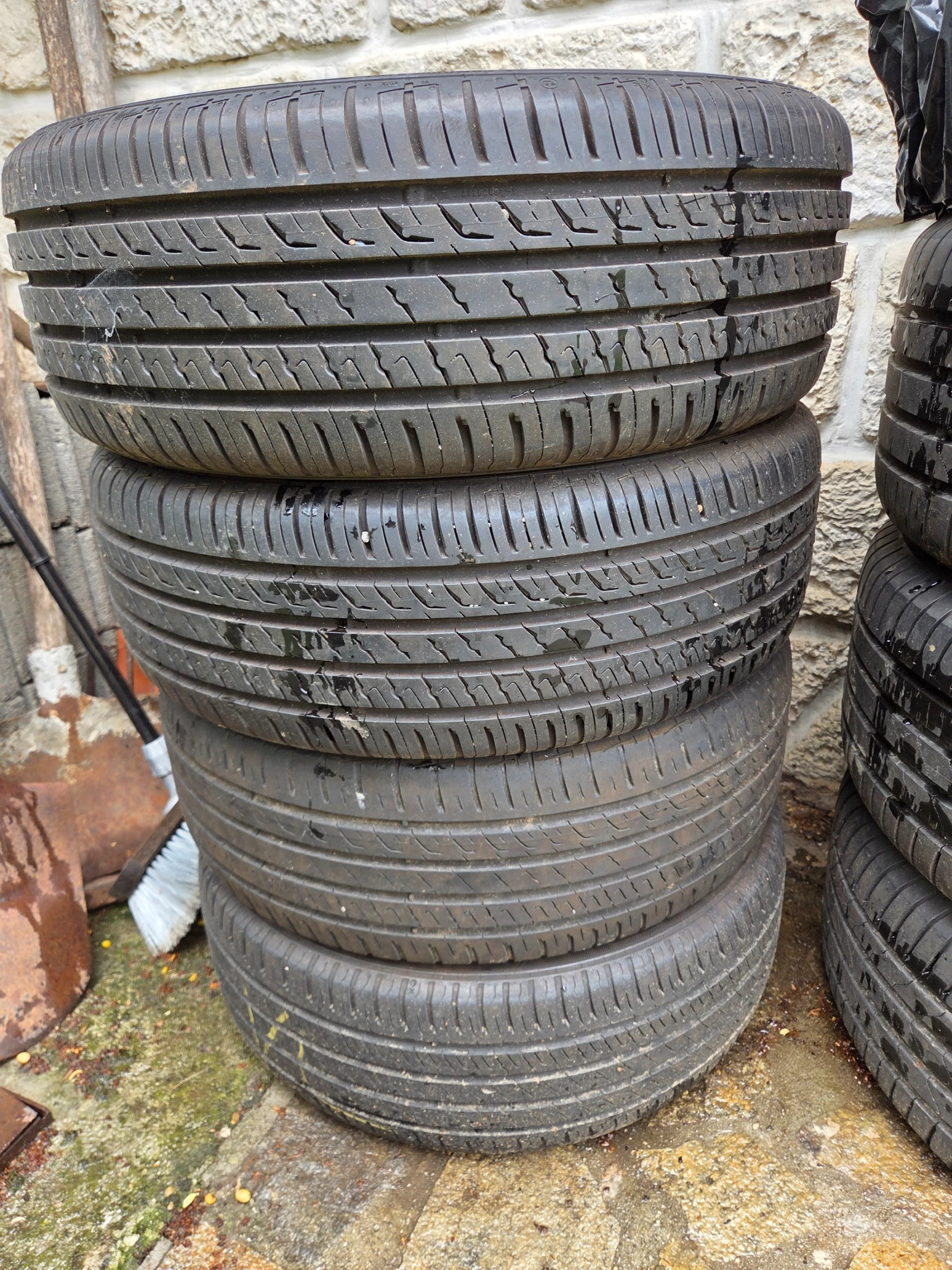 Гуми Летни 195/55R16, снимка 3 - Гуми и джанти - 54582589