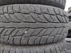 Гуми Зимни 205/70R15, снимка 2 - Гуми и джанти - 47508184