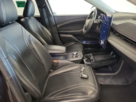 Ford Mustang Mach-E PREMIUM, снимка 6