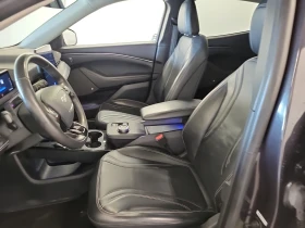 Ford Mustang Mach-E PREMIUM, снимка 5