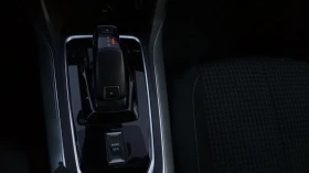 Peugeot 308 1.5 хдй автомат, снимка 8