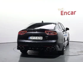 Kia Stinger 2.0Т/АWD/KEYLESS/360 КАМЕРИ/ПОДГРЕВ/ОБДУХВАНЕ/, снимка 4