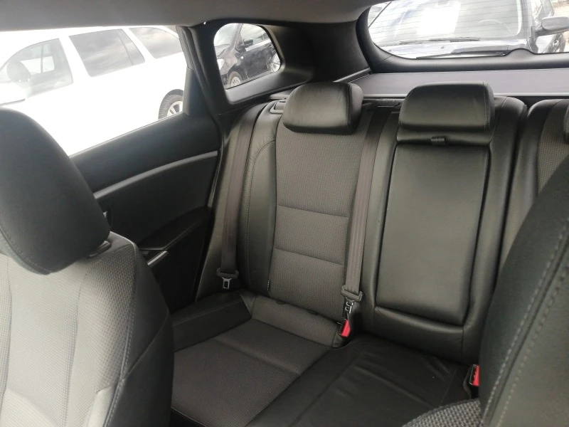 Hyundai I30 1.6i/Swiss, снимка 15 - Автомобили и джипове - 47052221