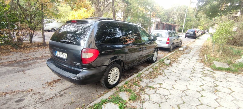 Chrysler Voyager, снимка 4 - Автомобили и джипове - 47567262