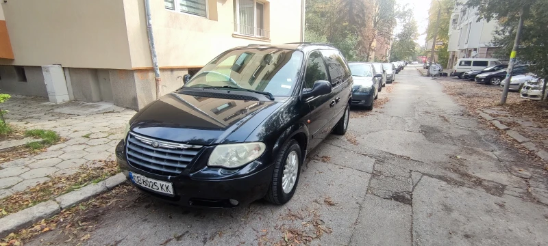 Chrysler Voyager, снимка 1 - Автомобили и джипове - 47567262