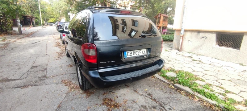 Chrysler Voyager, снимка 3 - Автомобили и джипове - 47567262