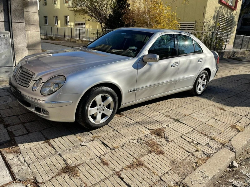 Mercedes-Benz E 240, снимка 2 - Автомобили и джипове - 49052005